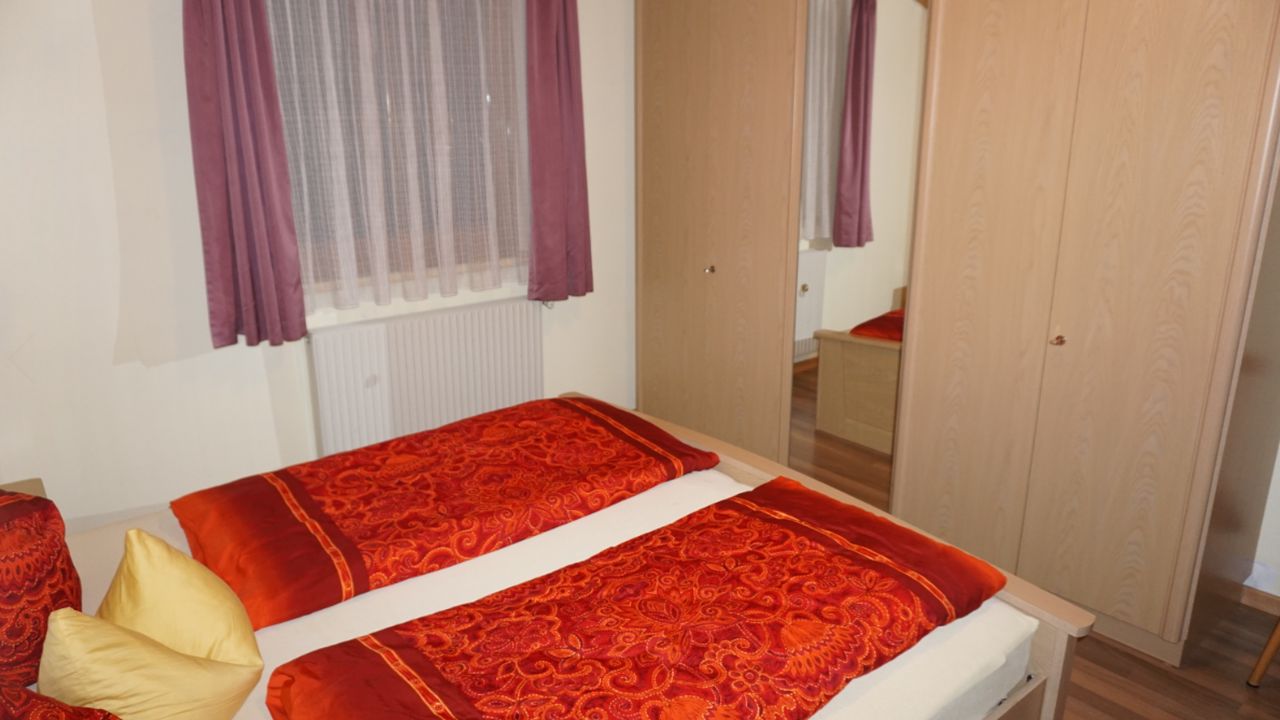 Schlafzimmer 1 Schlafzimmer 1